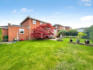 Photo 14- click for photo gallery